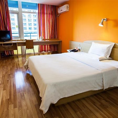 7Days Inn Guiyang West Yan'An Road Екстериор снимка