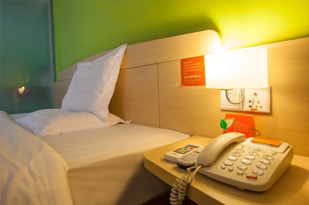 7Days Inn Guiyang West Yan'An Road Екстериор снимка