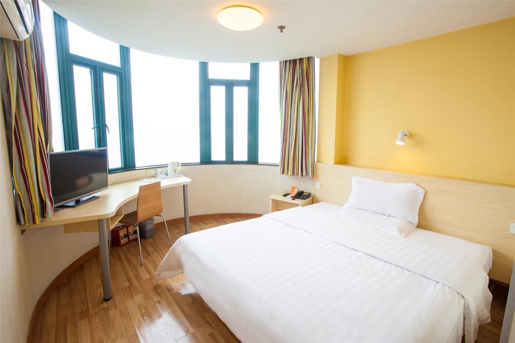 7Days Inn Guiyang West Yan'An Road Екстериор снимка